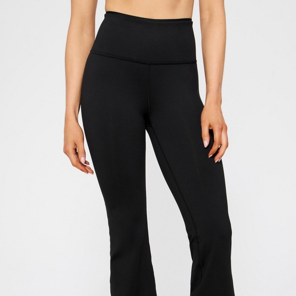NWT Fabletics Define PowerHold® High-Waisted Flare Pant L (29) Long
